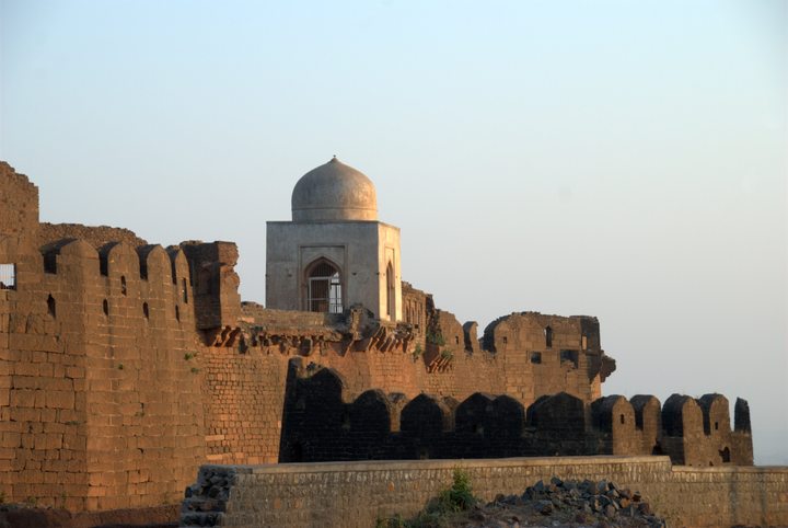 Chand ka Chabutra inside Bidar Fort, stone, sky, and memory layered into the vocabularies of place